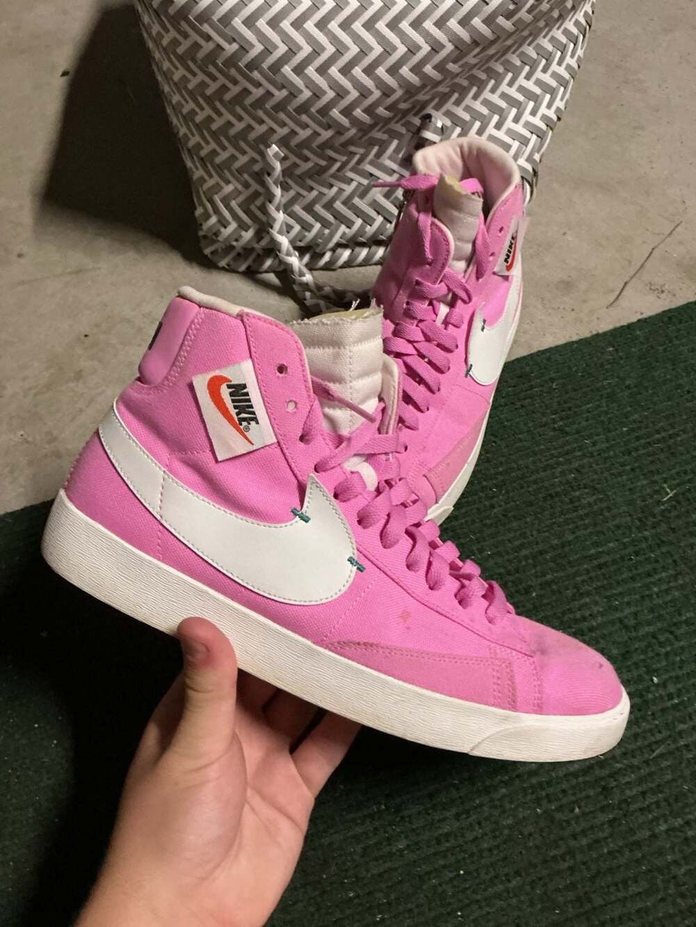 Nike Women's Blazer Mid Rebel Psychic Pink Summit White Size 9.5 Women